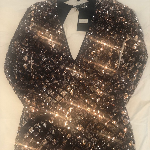 Clothing - Picture 3 of 5